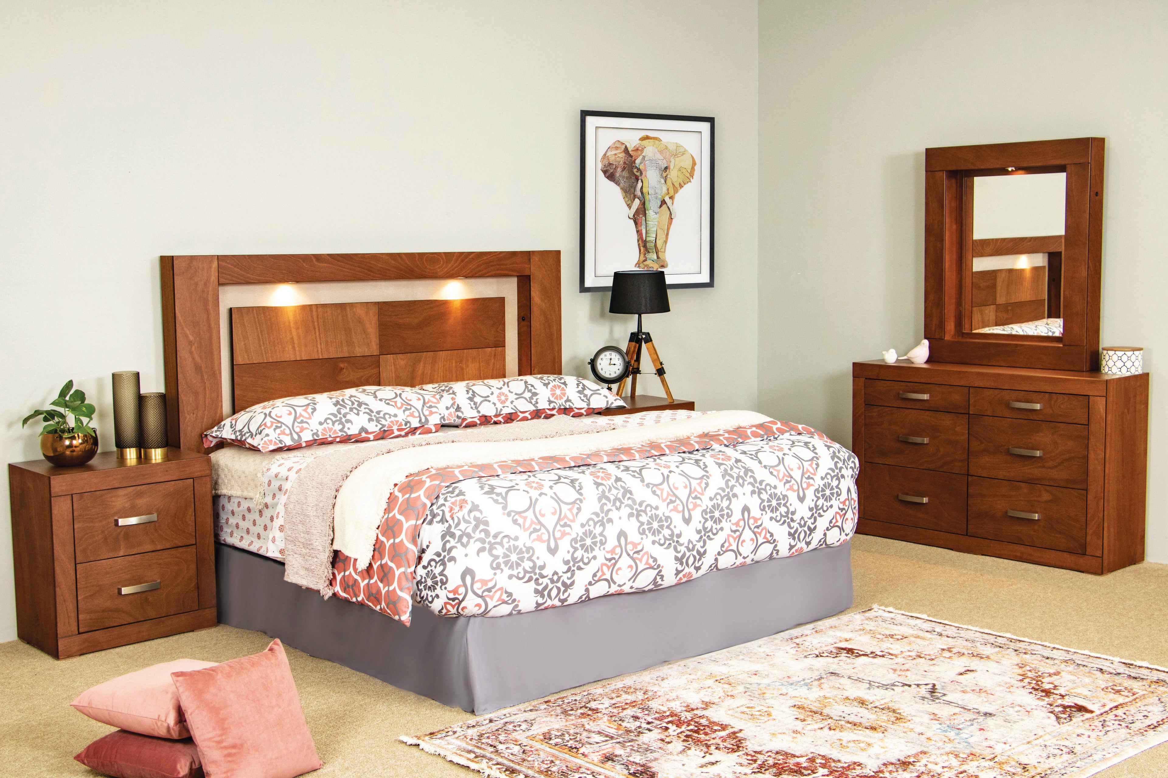 Juego de recámara México de Deurope.com.mx con cama, armarios y accesorios en estilo moderno y elegante.