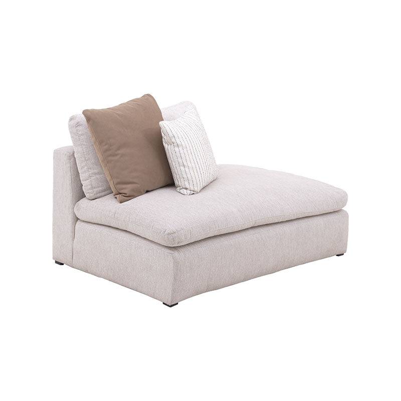 Sofá sala Nube deurope.com.mx, sillón central con banca en tela beige, estructura de madera de pino, con textura suave.