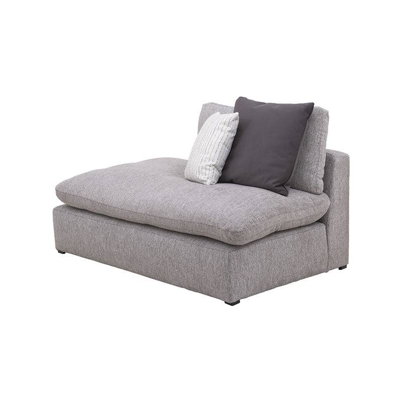 Módulo de sala Nube deurope.com.mx, sillón central con banca, tapizado en tela suave beige y estructura de madera de pino.