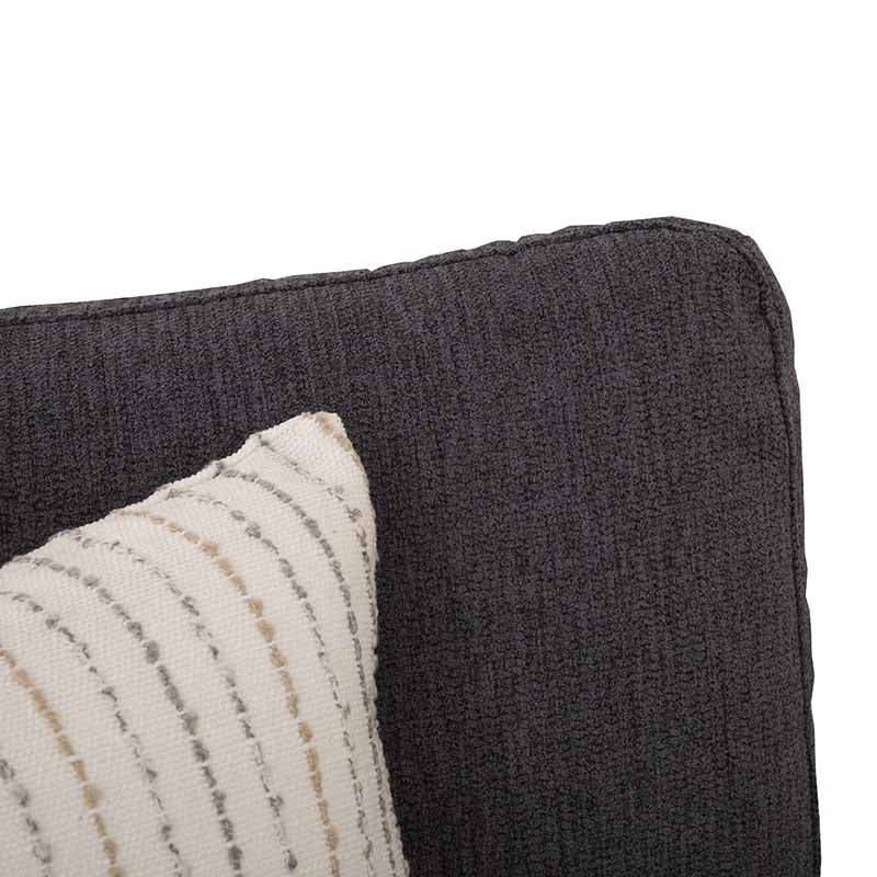Sillón central y banca de sala Nube de deurope.com.mx en tela beige con textura suave y estructura de madera de pino.