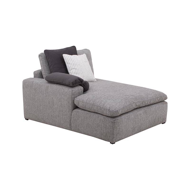 Sala Nube chaise de couleur beige con estructura de madera de pino, tapizado de tela con textura suave, tamaño 173x92x116 cm.