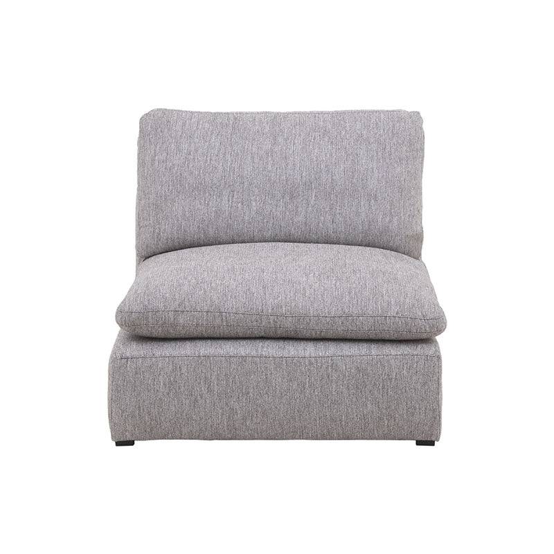 Sillón central de la sala Nube de deurope.com.mx en tela beige con textura suave y estructura de madera de pino.