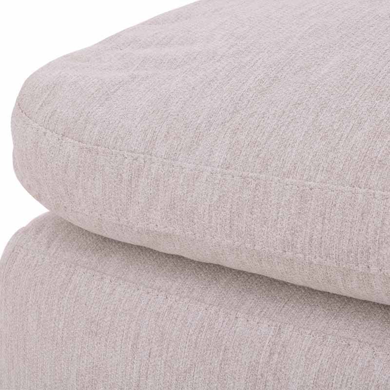 Sillón central de la sala Nube de deurope.com.mx, módulo de tela beige con textura suave, estructura de madera de pino.