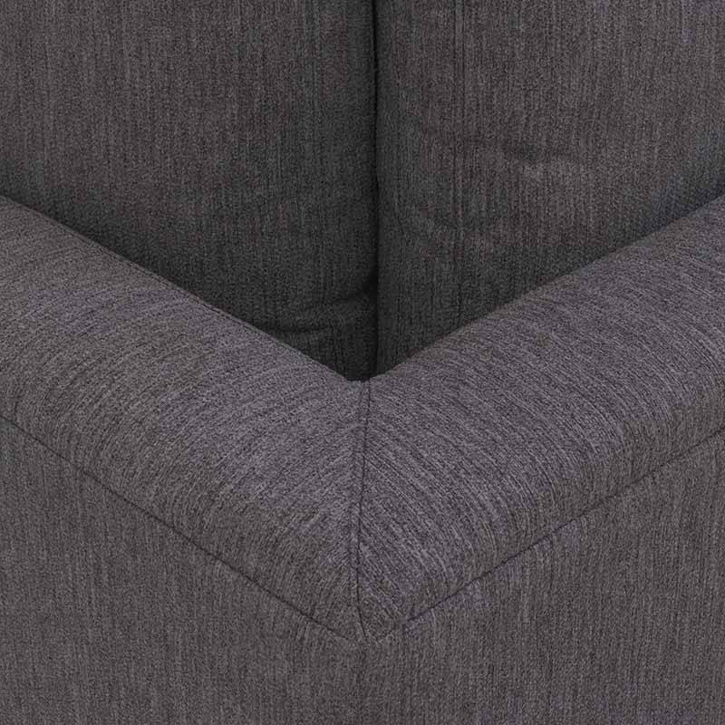 Módulo de sala Nube esquinero de Deurope en tela beige con textura suave, madera de pino, frente y lateral visible.