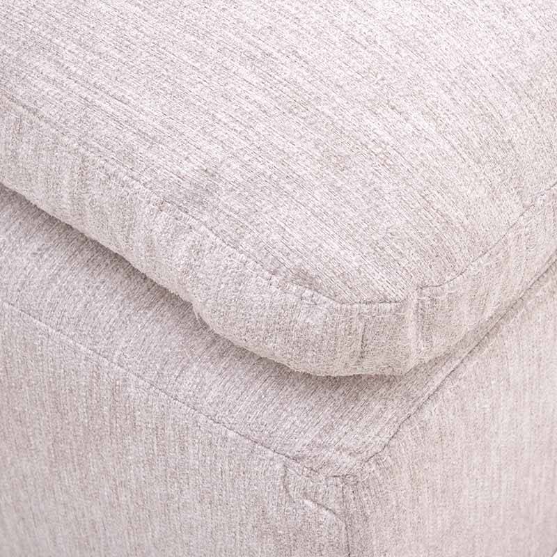 Módulo de sala Nube Esquinero de Deurope, en tela beige con textura suave y estructura de madera de pino.