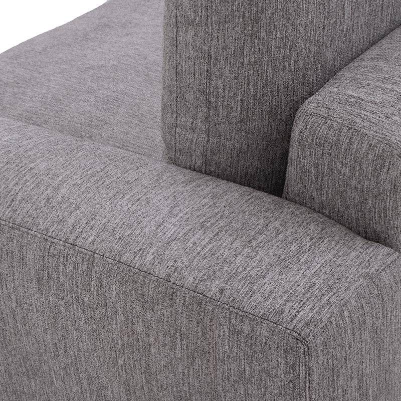 Sillón lateral de sala Nube de Deurope en tela beige, con brazo derecho, madera de pino y textura suave, tamaño 124x92x103 cm.