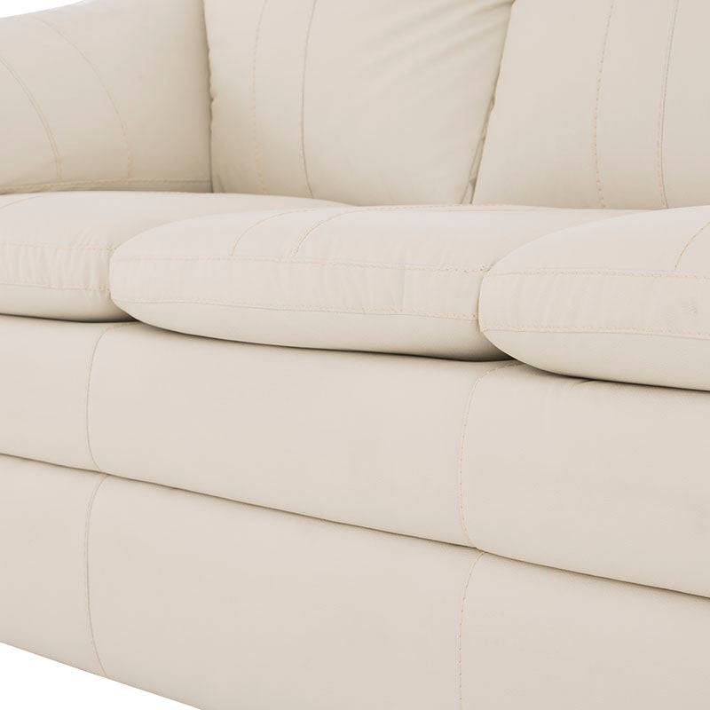 Juego de sala Marsella de cuero en tonos café latte con sofá, loveseat y sillón, muebles elegantes y confortables.