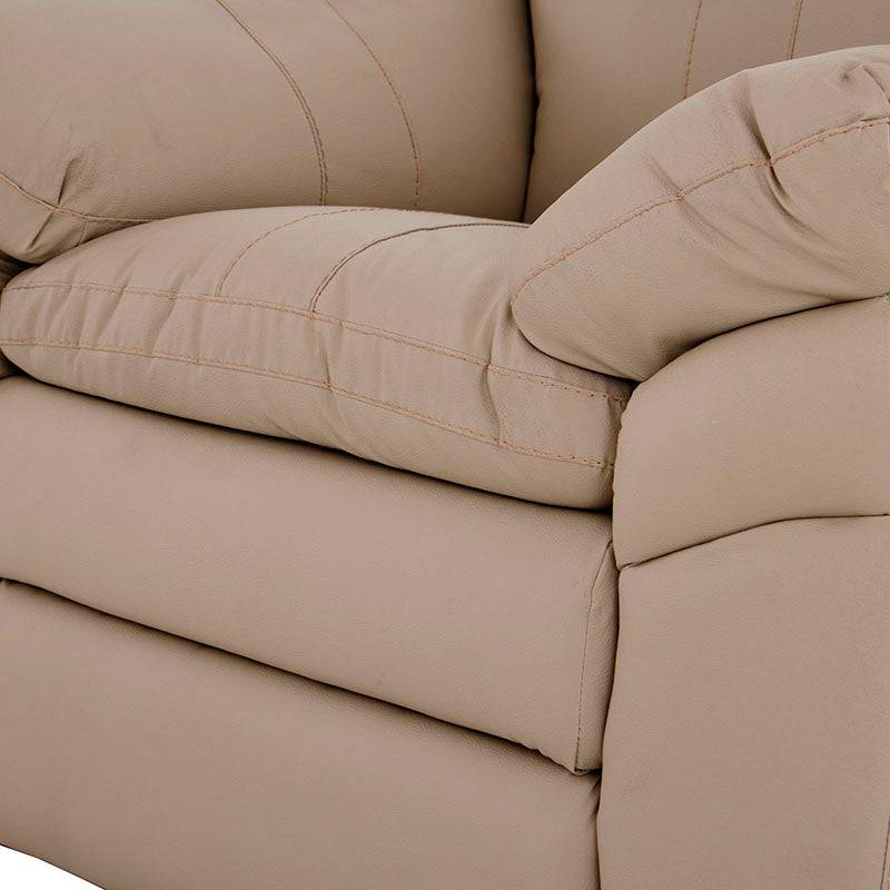 Juego de sala Marsella de cuero con sofá, loveseat y sillón en tono café latte, con detalles en cuero tacto.
