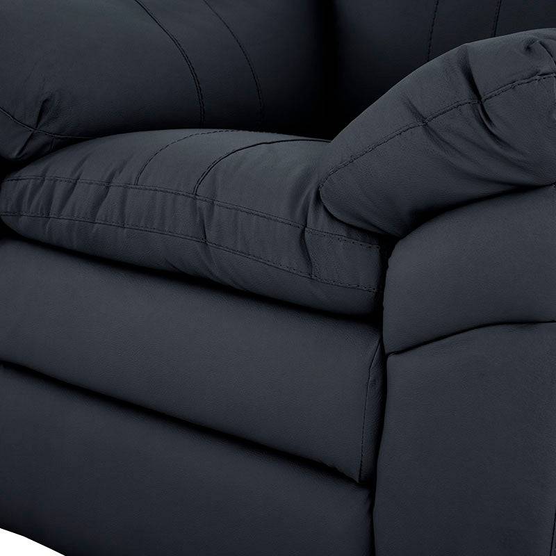 Juego de sala Marsella de cuero en tonos café latte, incluye sofá, loveseat y sillón con diseño elegante y moderno.