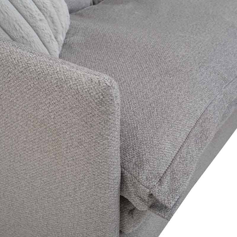 Sala Alejandría deDeurope con chaise derecha en tapiz gris claro, moderna y cómoda, en un espacio de sala elegante.