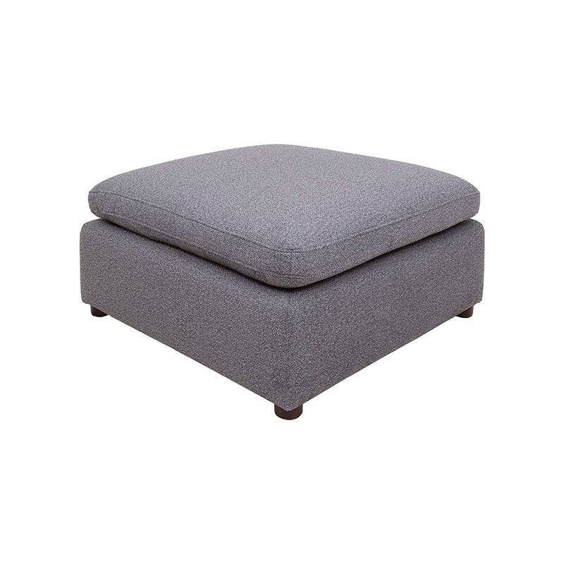 Juego de sala Francesca de 6 piezas en tela gris oscuro, incluye sillones, sofá y taburetes con textura afelpada.
