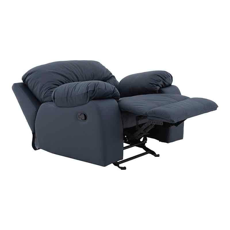 Sillón individual de la sala Enzo III en color azul cobalto, tapizado en piel y leather touch, con respaldo y asiento acolchados.
