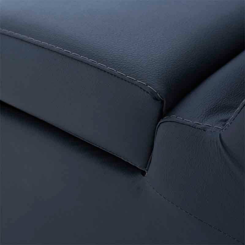 Sala Enzo III de Deurope en azul cobalto con piel y leather touch, consola moderna con dimensiones de 85x100 cm.