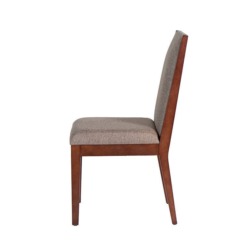Juego de comedor Quetzal de 9 piezas con sillas tapizadas en tela, madera nogal y estructura resistente.