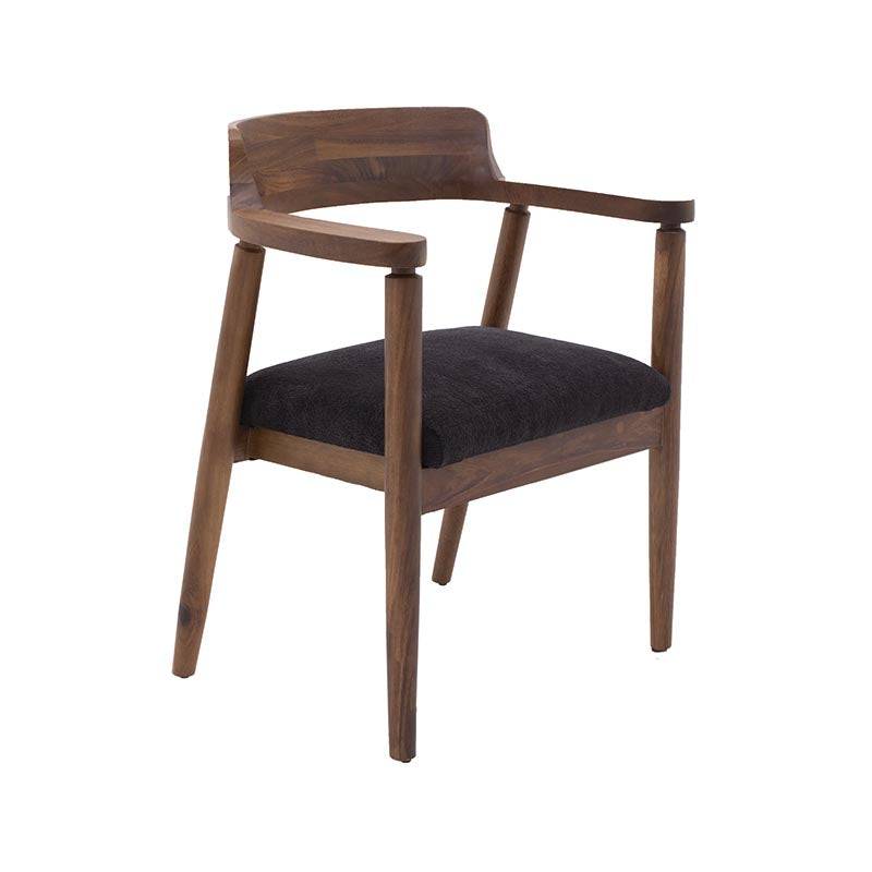 Juego de comedor Quetzal de 8 piezas con sillas tapizadas en tela de poliéster color café oscuro, estructura de madera robusta.