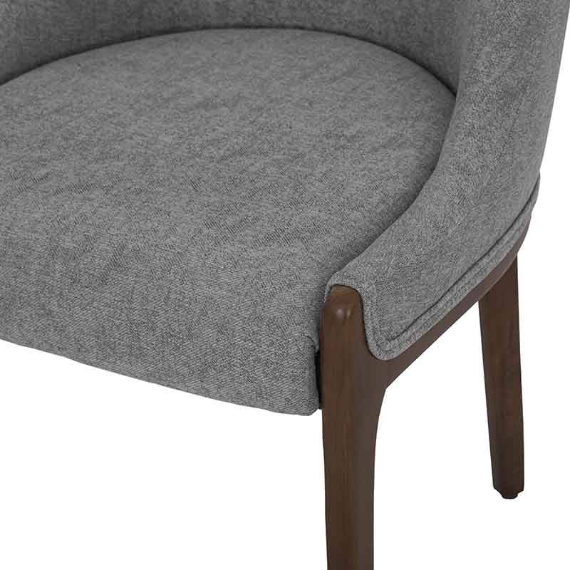 Juego de comedor Quetzal de 7 piezas con sillas Landá, estructura de madera y asiento acolchado, en color natural y moderno.