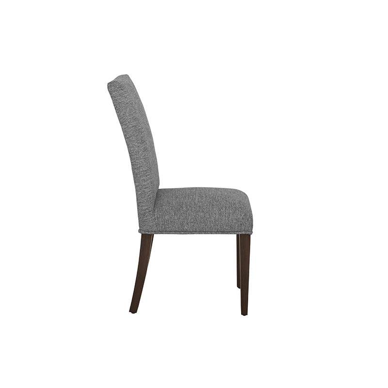 Silla del juego de comedor Vemer de 10 piezas en madera y tapizado en color gris, ideal para sala de comedor moderna.