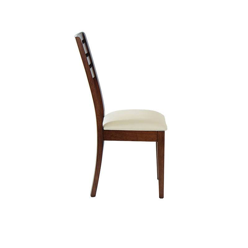 Juego de comedor Quetzal de 9 piezas con sillas de madera de pino enchapada en caoba y tapizado en Leather Touch, en color tabaco.