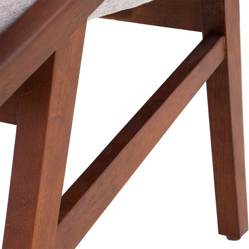 Sillas de comedor Quetzal deDeurope.com.mx con estructura de madera industrializada, tapizado en tela color tabaco y diseño moderno.