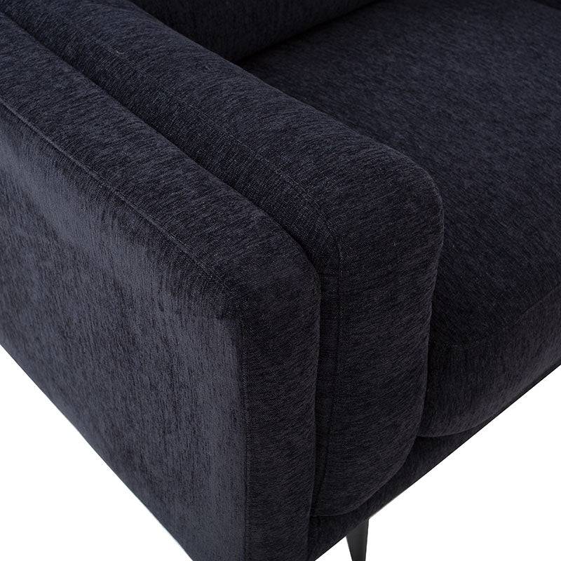 Sofá de sala Alessandra de 2 piezas en tapiz negro de tejido plano y afelpado, con 226 cm de ancho y 80 cm de alto.